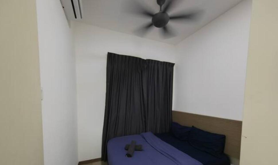 Apartment Mid Valley Southkey Mall - 24-7 Support - Netflix - Infinity Pool Johor Bahru