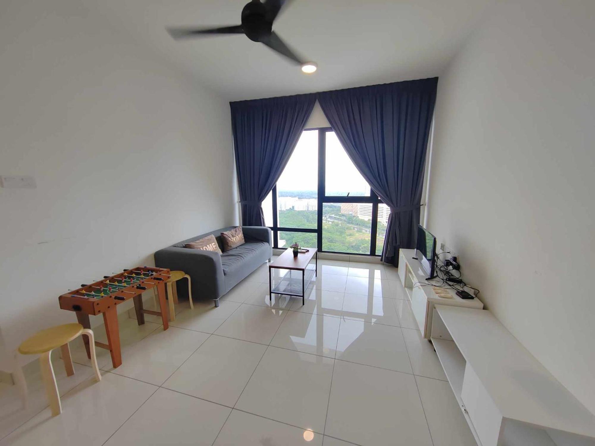 Apartment Mid Valley Southkey Mall - 24-7 Support - Netflix - Infinity Pool
